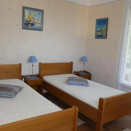 Maison Saint-georges-de-didonne, 5 Pieces, 9 Personnes - Fr-1-305-879 Holiday home *