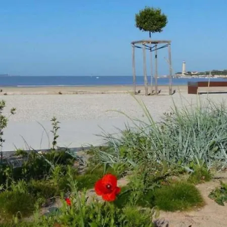 Maison Saint-georges-de-didonne, 5 Pieces, 9 Personnes - Fr-1-305-879 Holiday home